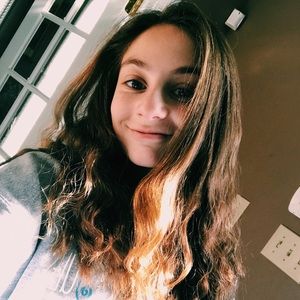 Meet your Posher, Marissa